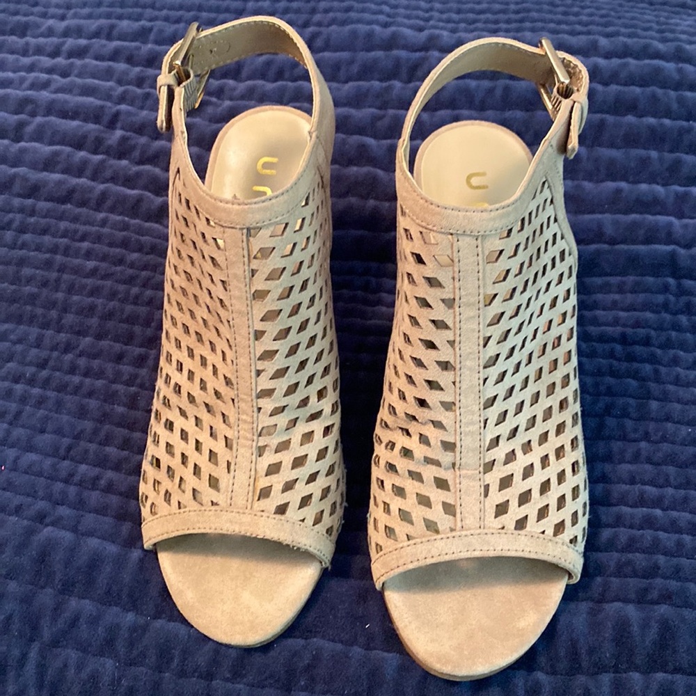 Unisa natural sandals